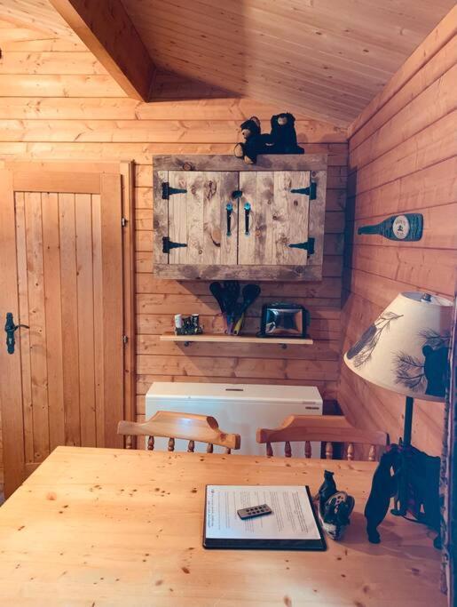 Honeybear Hideaway Cabin هايوارد المظهر الخارجي الصورة